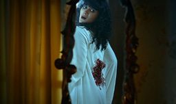 Suzzanna: Buried Alive Netflix Review, Suzzanna: Bernapas Dalam Kubur Review Rating 