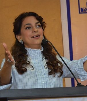 Evergreen Senior Smiling Beauty Confirms Digital Debut