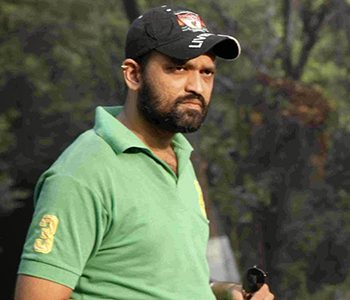 Successful, But Forgotten Director Assembles Best Talent For His Next