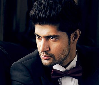 Committed Actor Shoots Despite Fracture