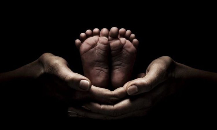 M Night Shyamalan's Apple TV+ Show Servant Dropped Today, Commissioned for Season 2