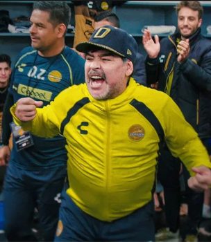 Freshly Arrived: ‘Maradona in Mexico’ on Netflix, the God of Football, Unabashedly AU Naturel