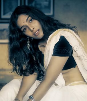 Re-Introducing Naghma Rizwan, The Face Of AltBalaji’s It Happened In Calcutta