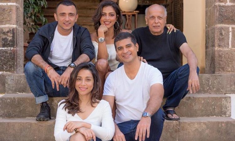 Mahesh Bhatt's Debut Web Series Goes on Floors, Features an Intriguing Star Cast! 