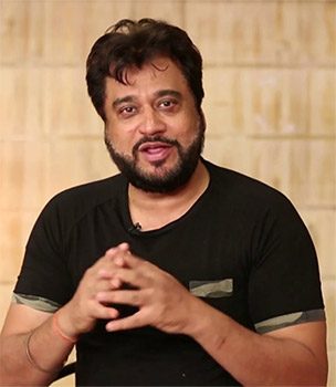 This Popular Writer-Actor Gets Attached To An Amazon Prime Video Original