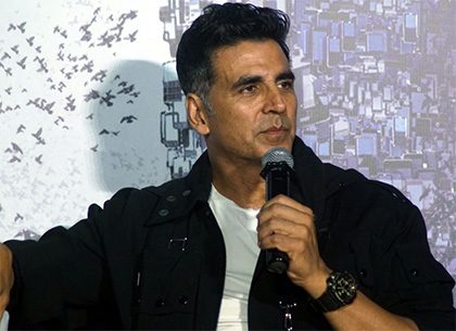 Akshay Kumar’s OTT Debut Delayed!