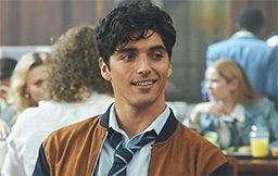 The-Kissing-Booth-2-Review