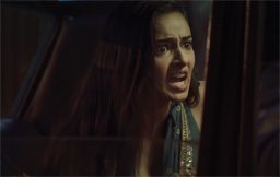 Khaali Peeli Movie Review