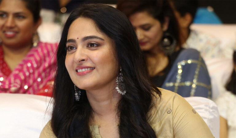 This Is How Anushka Responded To Nishabdam Negative Talk!