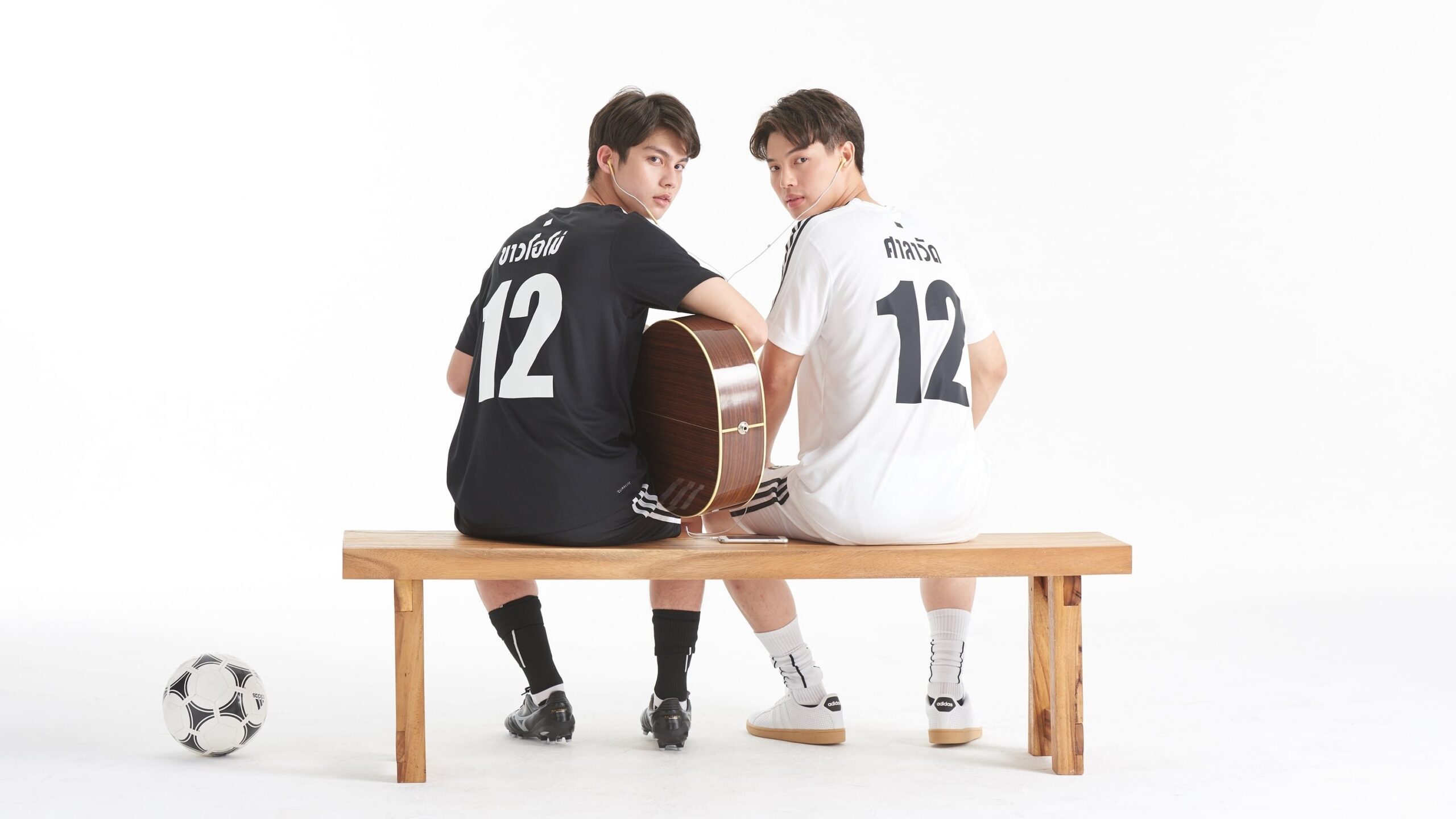 CAST IN THE AMAZING MAURICE