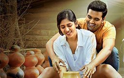 Bombhaat Movie Review -