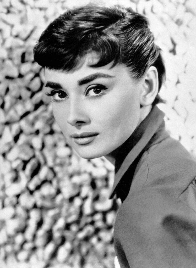 Audrey Hepburn Ein Star Auf Der Suche Nach Sich Selbst