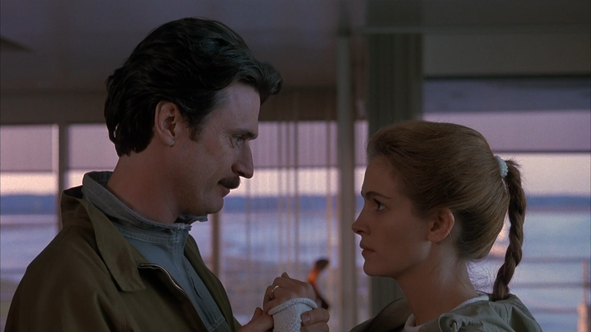 sleeping-with-the-enemy-1991