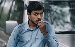 The-White---Tiger-Review-netflix