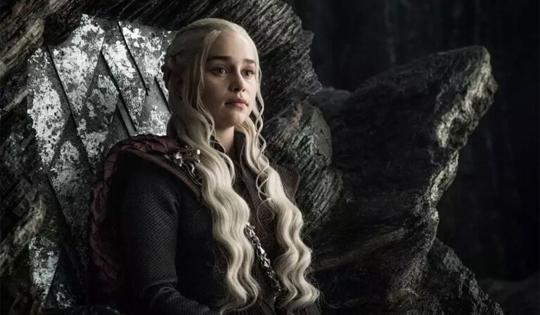 Emilia Clarke: The Next GoT Star To Enter MCU!!