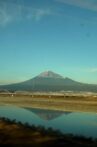 Mount Fuji Seen from a Moving Train Movie Streaming Online