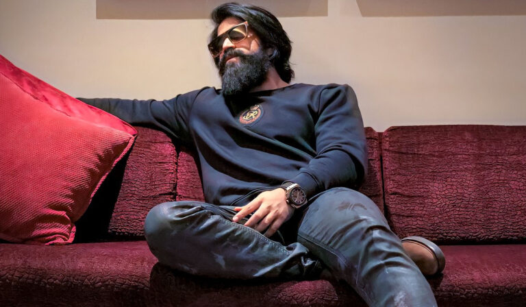 KGF 2 In Talks For A Massive OTT Deal!