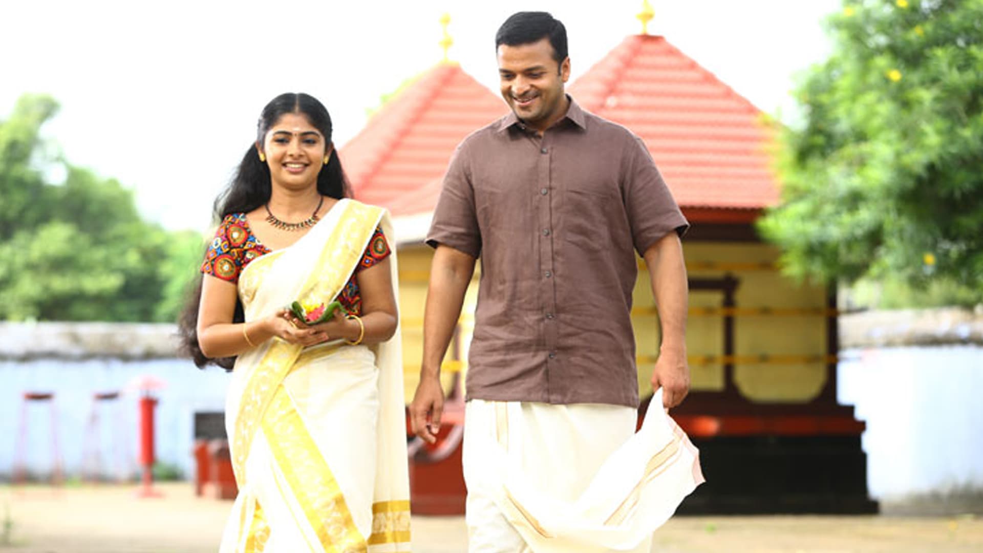 Su Su Sudhi Vathmeekam