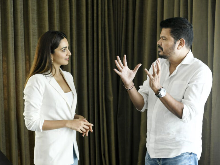 RC15: The Perfect Birthday Gift For Kiara Advani Is Here!