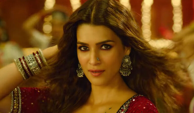 Mimi’s “Param Sundari” Is Zooming Past Records On The Charts!