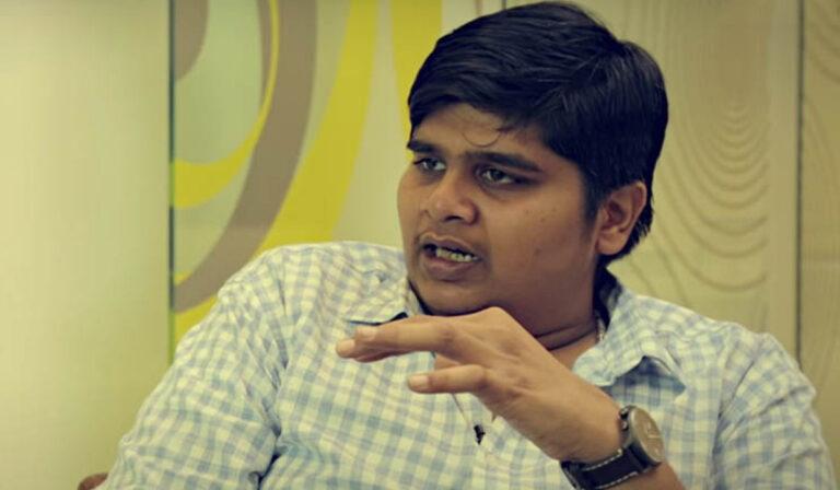 Karthik Subbaraj To Make Kollywood OTT History With Mahaan!
