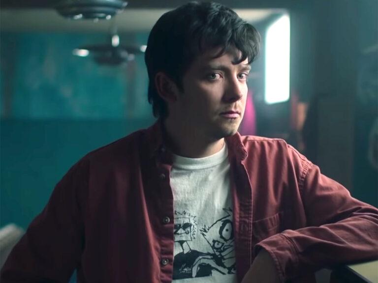 Netflix Drops Choose or Die Trailer; A Mind-Bending Techno Horror