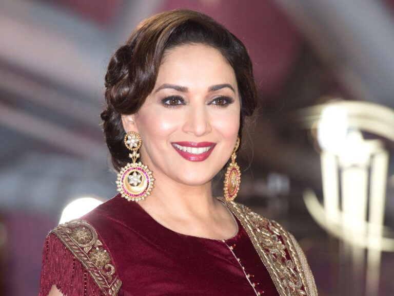 6 Must-Watch Madhuri Dixit’s Films & Series to Watch on OTT