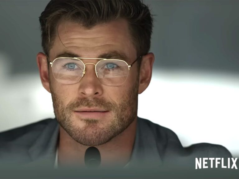 Netflix’s Spiderhead Trailer Teases A Whacky, High Concept Drama