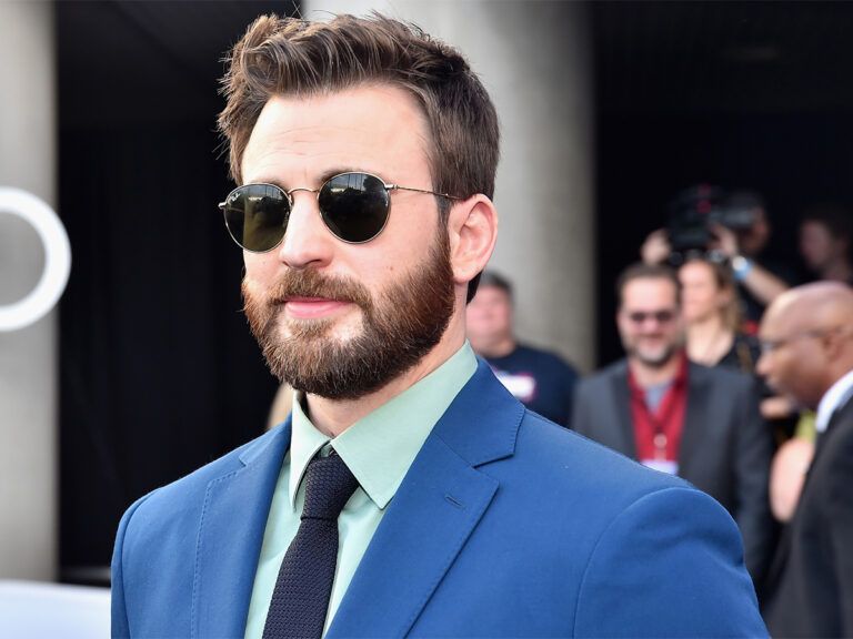 Chris Evans To Join Emily Blunt For Netflix’s ’Pain Hustlers’