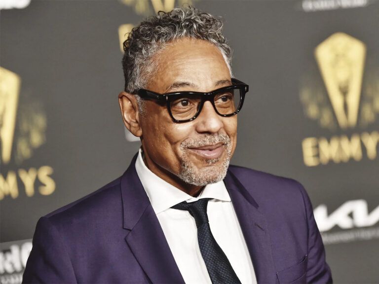 Giancarlo Esposito Wishes To Play Professor X, Confirms Marvel Talks