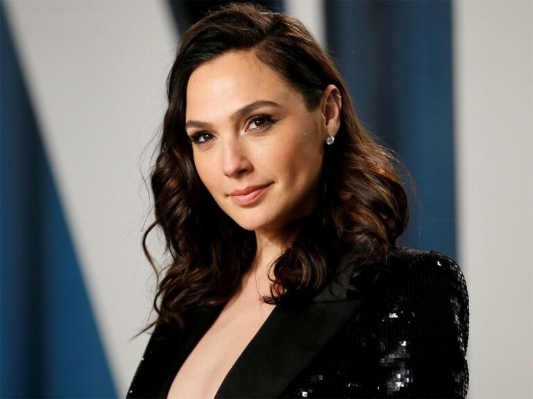 Gal Gadot To Star in Disney’s New ‘Snow White’ Adaptation! Know More