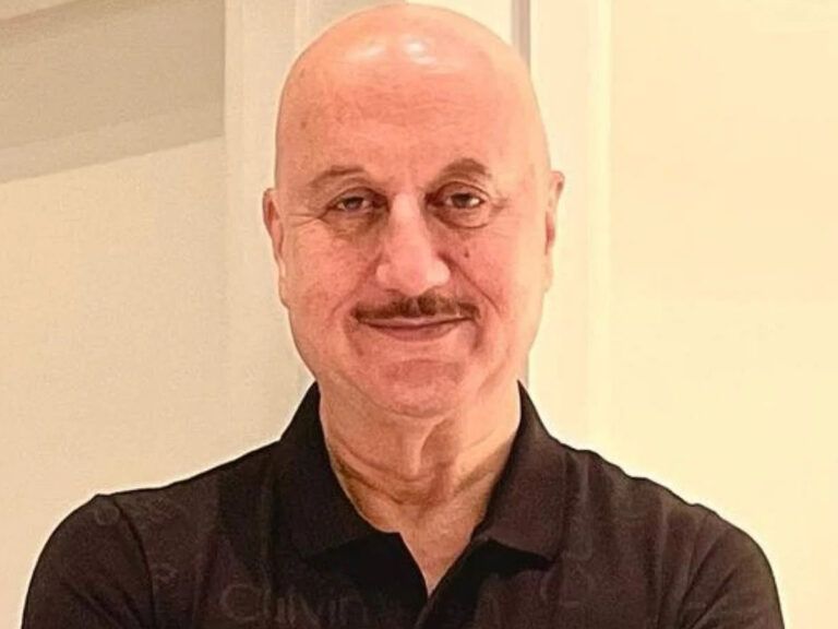 Anupam Kher to Return To Direction After A Blockbuster 2022!