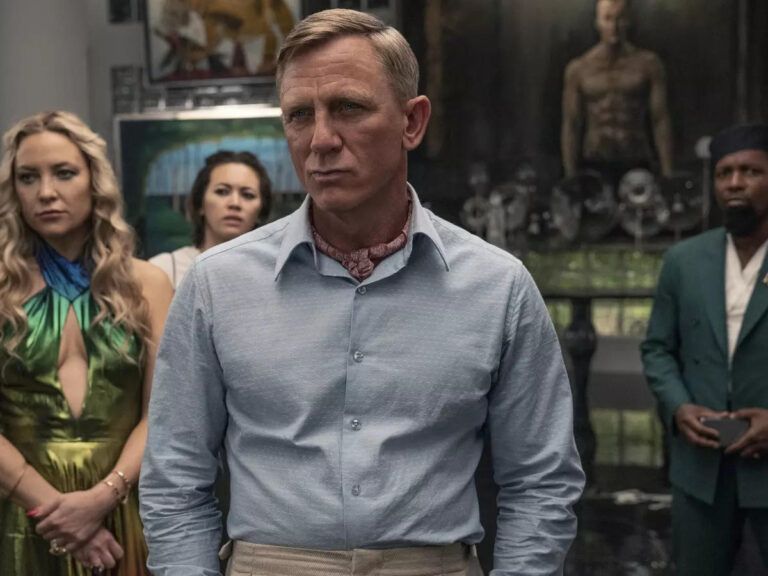 Knives Out 2 Limited Theatrical Release: Wrong Decision by Netflix?