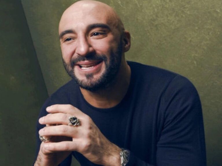 Marvel’s Blade Reboot Is On Again, Finally Gets Its Director