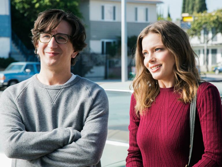 This Underrated Judd Apatow Rom-Com Netflix Series Is Worth A Watch