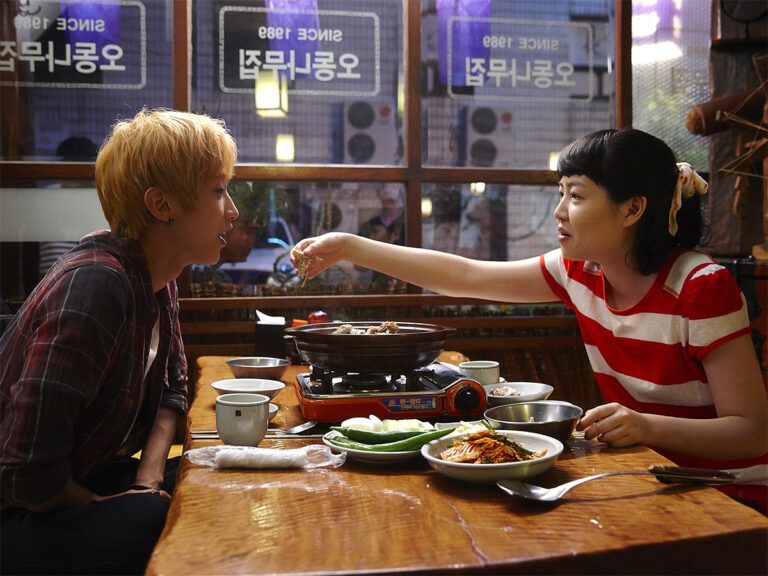 This Comedy Drama on Netflix India Will Make Your Heart Smile!