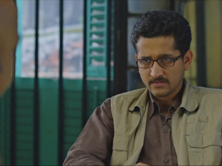 Here Is A Bengali Horror-Comedy That You Can Watch With Your Family!