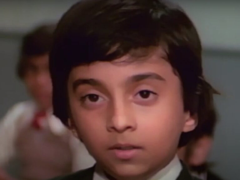 This Film By Gulzar Will Make Your Eyes Wet, Watch For Free !