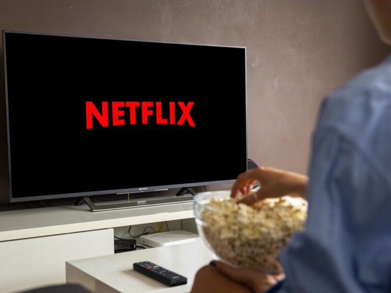 Netflix Yet Again Lags Behind Hotstar In Reaching Wider Audience