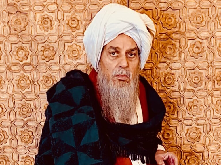 Dharmendra Shares His Look From ZEE5’s ‘Taj: Divided By Blood’