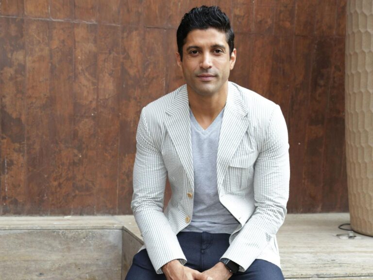 On Or Off? Farhan Akhtar’s ‘Jee Le Zaraa’ Update Clears All Doubts