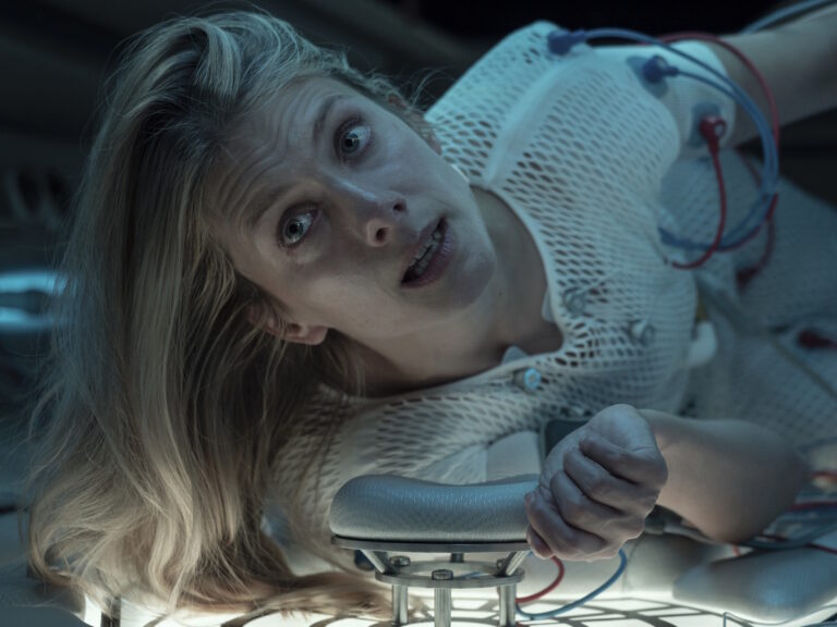 This Netflix Sci-fi Thriller Will Make You Hold Your Breath