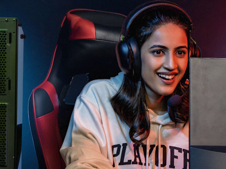 Dead Pixels Review – Quirky Coming Of Age Comedy With Potty Humor