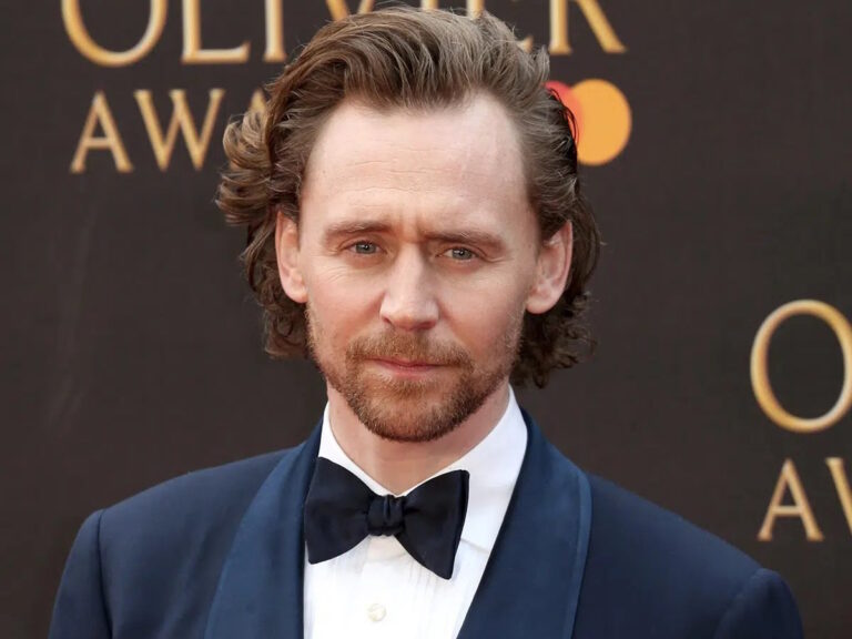 Tom Hiddleston Cast In Stephen King Adaptation ‘The Life of Chuck’