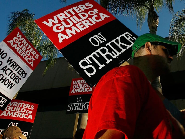 Hollywood Studios Charged To End Writers Strike Soon