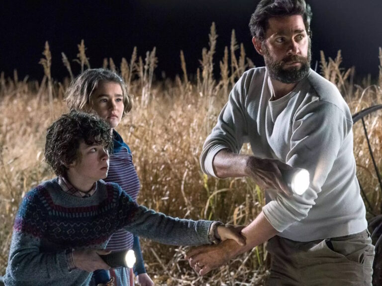 This Sci-Fi Horror Drama On Netflix Is A Masterpiece of Silence and Survival