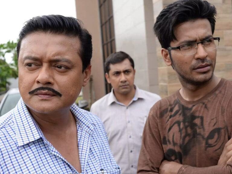 Eagoler Chokh: A Gritty Bengali Thriller To Watch This Sunday!