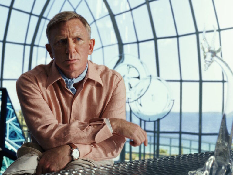 Massive Update On Netflix Sensation Knives Out 3!