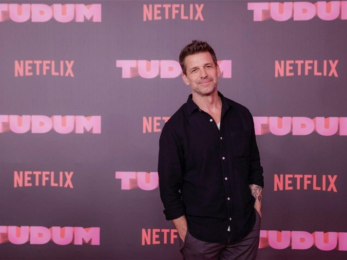 Snyder Directs Fans In Netflix Promo Masterclass