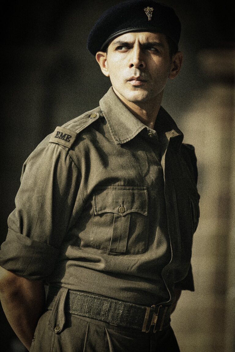 Kartik Aaryan Shares Intriguing Look From ‘Chandu Champion’